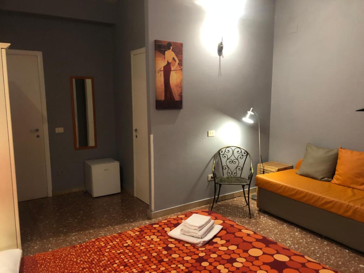 Bed and Breakfast La Donna Garbata Рим Екстер'єр фото